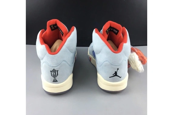 JORDAN CI1899-400 JSP ROOM AIR TROPHY 5 X BLUE ICE CI1899-400 0510